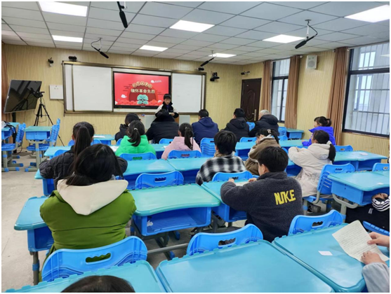 �򸣵�ũ������ѧУ��չ��ɫ���»������ݽ�����