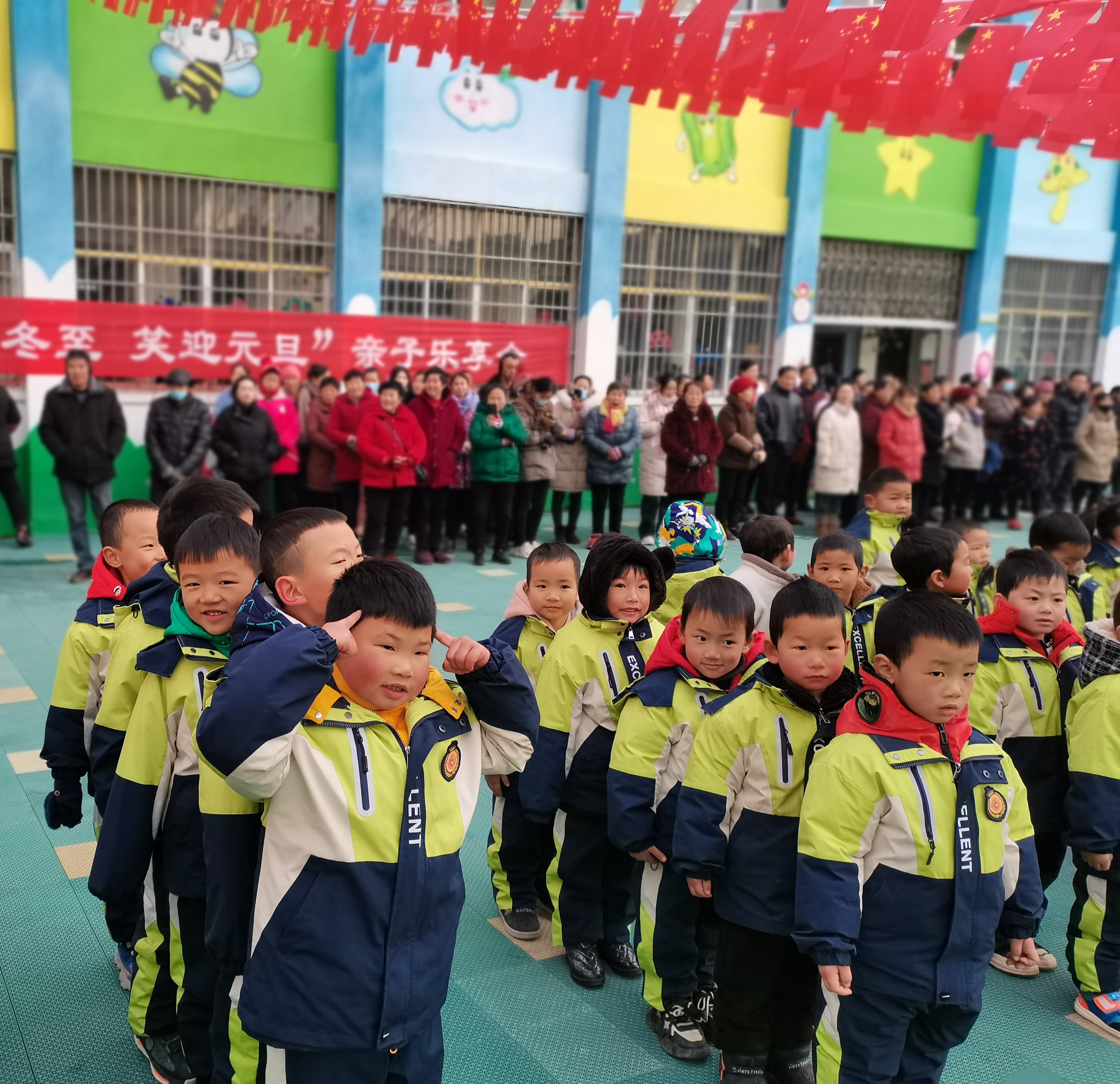 �߳��������׶�԰��չ����ů���� ЦӭԪ��������������