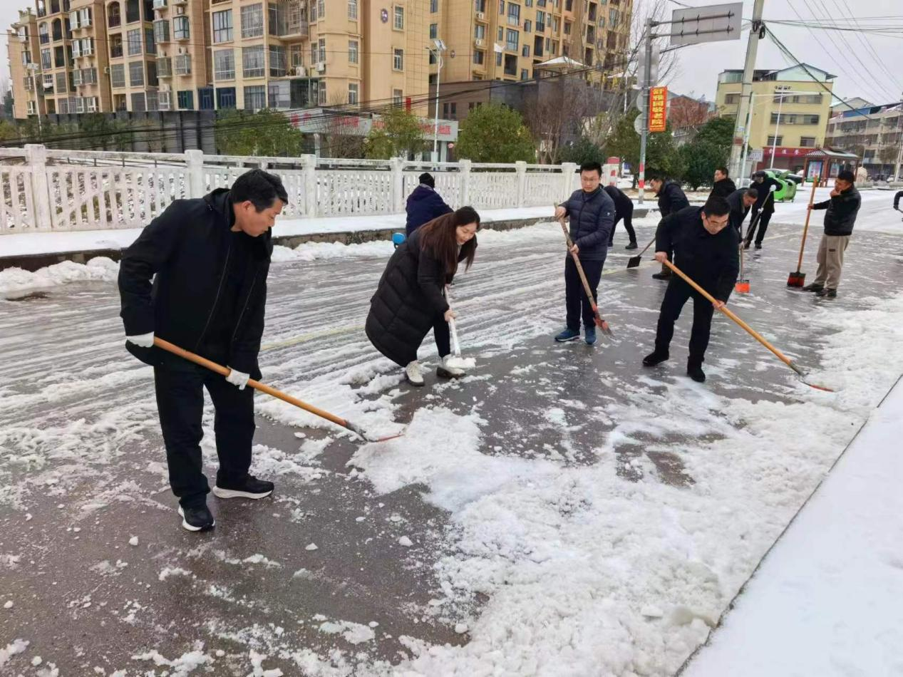 ��̶��ȫ������Ӧ�Ե�����ѩ�䶳����