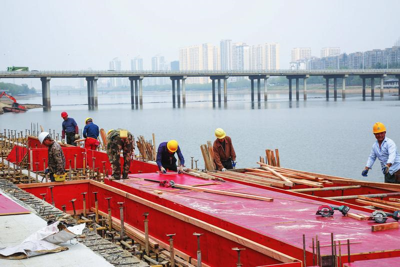 ���ƺ�ˮ����԰�־�����������