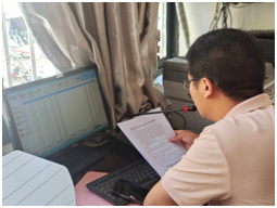 ������������Сѧ����У����������  ˫�򱼸��ٳɳ�