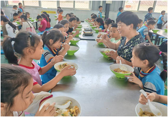 �򸣵�ũ������Сѧ��ʦ��չ�ˡ�5.20��͡��