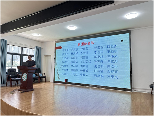 ����������ѧУ����������н���ഺͦ�ߵ���