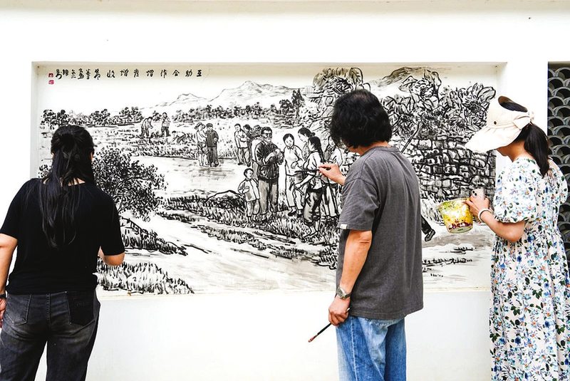 �Ͻ��ֵ����̶մ壺���ǽ�湴��ŨŨ����