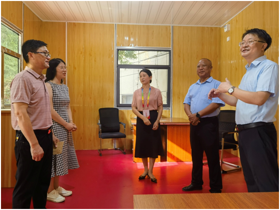 �����ִ�����ѧУ������ϵ���� �ػ�ů����