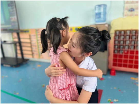 �ݵ��������׶�԰��չ�����ɫ���ģ���������ʦ������