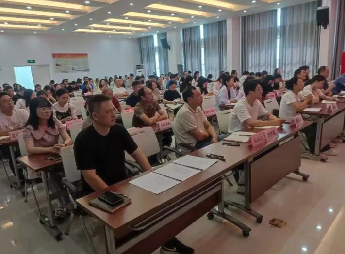 ���ز����־ٰ�ʡ���¡���Ʒ�����Ƶ��ѵ��