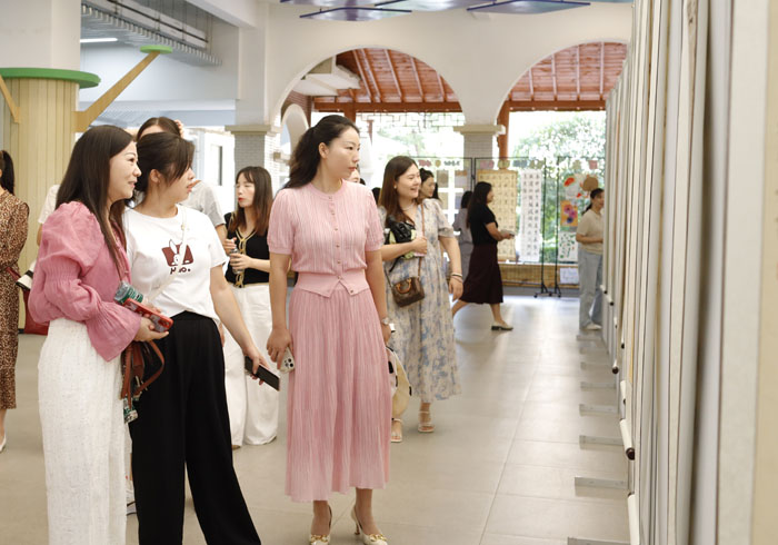 ���Ż�Ӫ�̻��������������ƺ�Сѧ��ף���й�����75�����鷨չ