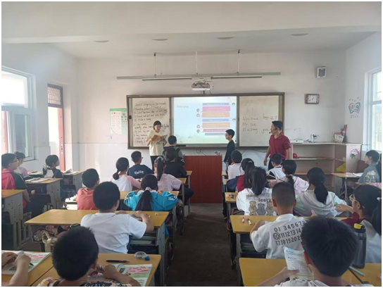 С����һ�п�չ��ʦͽ��ӡ�ʾ���λ��