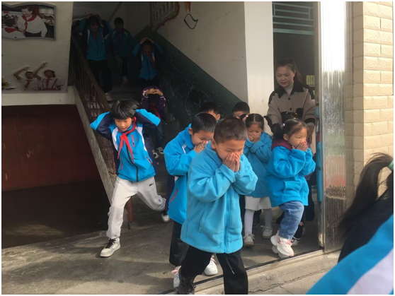 �߳���߳���Сѧ��չ������ȫӦ�����������