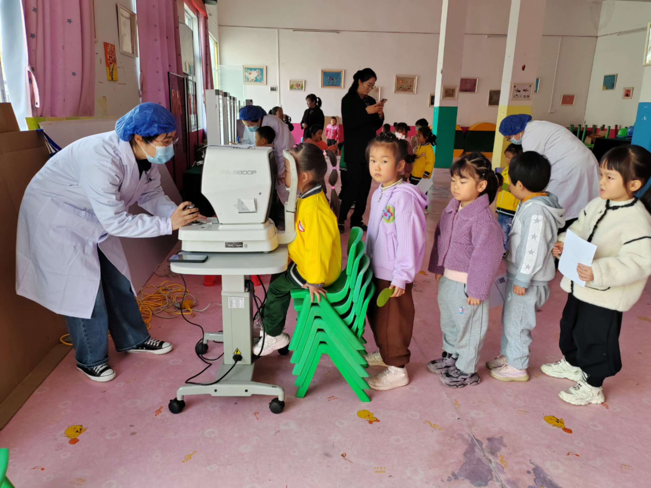 �ݵ��������׶�԰��չ�׶�����ɸ��