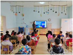 ���Ż�Ӫ�̻��������������ѧУ��չ�׶���ʦ�����������