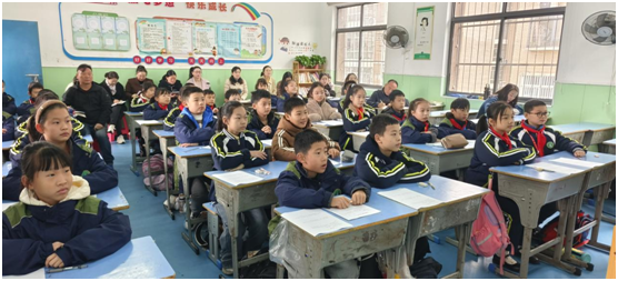 ������������ɫ�����忪չ��ѧ�����