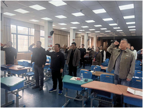 ������������ɫ�����忪չ֧�����⵳�ջ