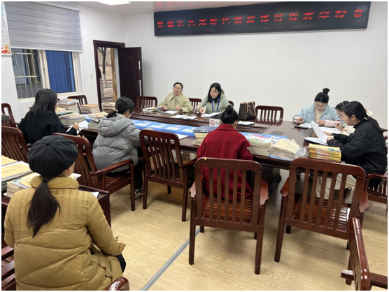 ���Ż�Ӫ�̻�����������������Сѧ���н�ѧ������