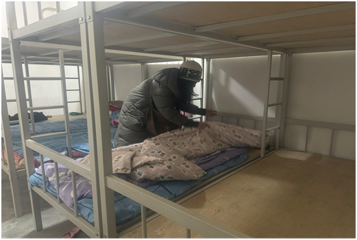 С����һ�н�ʦ����Ϊƶ��ѧ����������