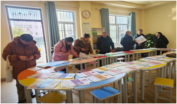 С��������ѧУӭ���м�������������ʵ��У��������