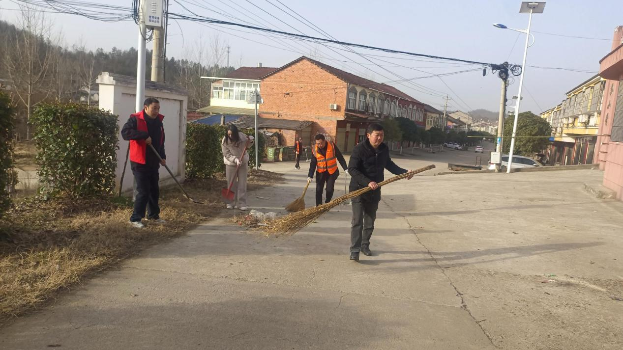 ɽѧУЯֱίῪչ ԰־Ը