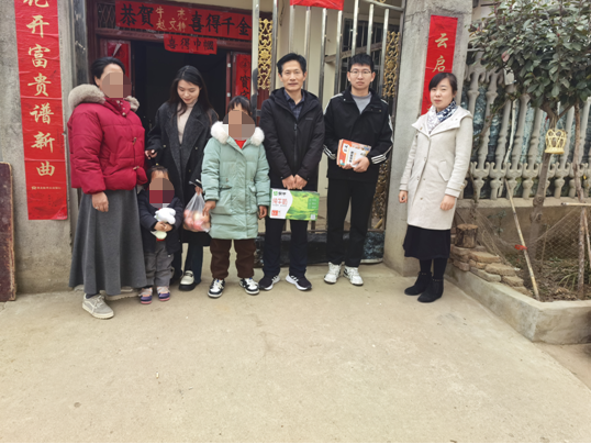 С��������ѧУ��֯�ͽ����Ż