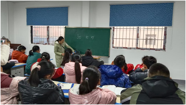 ��̶������ѧУУ�⸨��վΪ���ض�ͯ���ϿƼ����