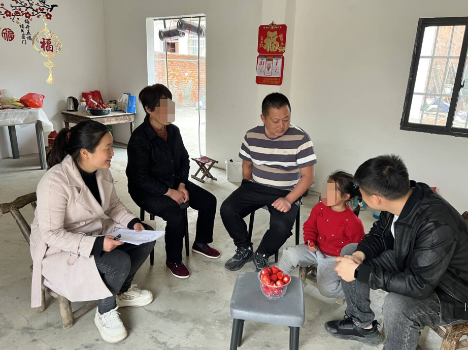 ���Ż�Ӫ�̻��������������ӵ�һСѧ����У����չ����ѧ���ҷû