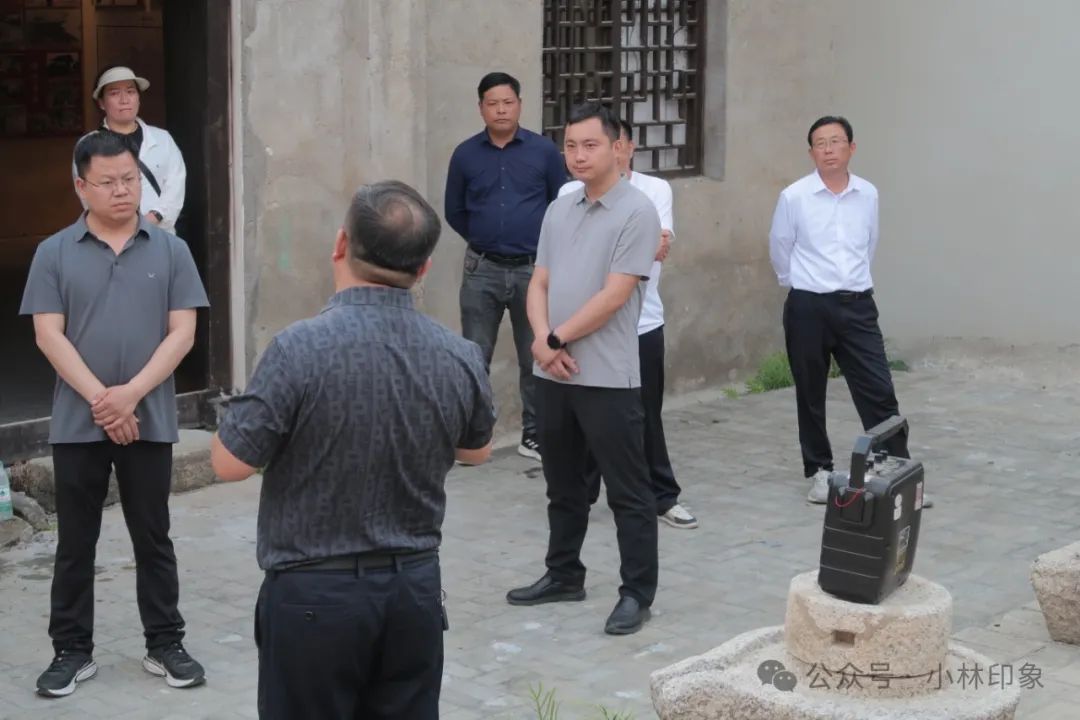 ۽˾ӻ СֻС֯չ԰Ħ