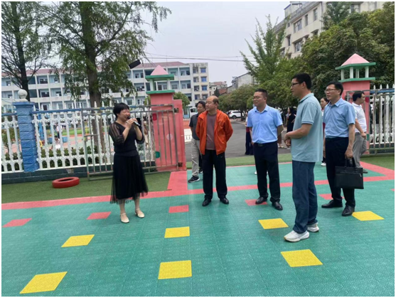 ���ڽ�ʦ����У��Ħȡ�澭 ����ͬ�ʽ�����ı��ƪ��