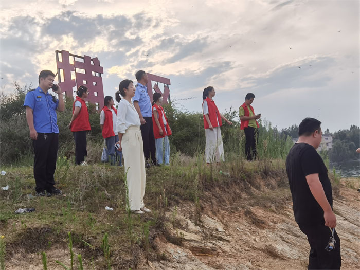 ��ɽ������ѧУ��չ���ڷ���ˮ����� ���ΰ�ȫ������