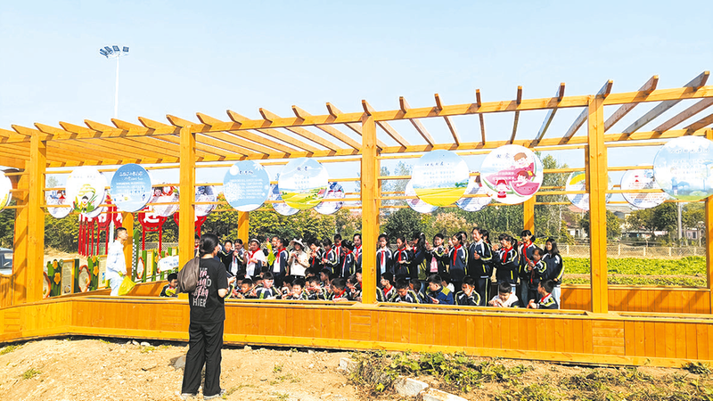 ���������ѧУ����ѧ����  ���뻨��