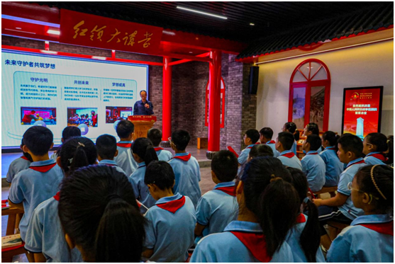 ���Ż�Ӫ�̻���������������Сѧ��չ��������ʷ ͯ���򵳡�������������