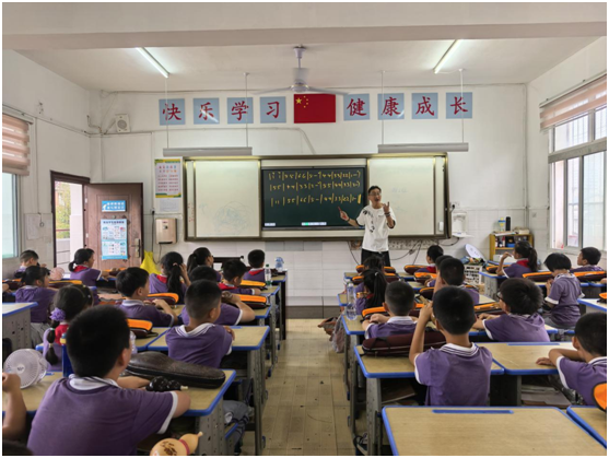 ������������ɫ�����壺�Ȳ��ƽ����������ֽ����á�