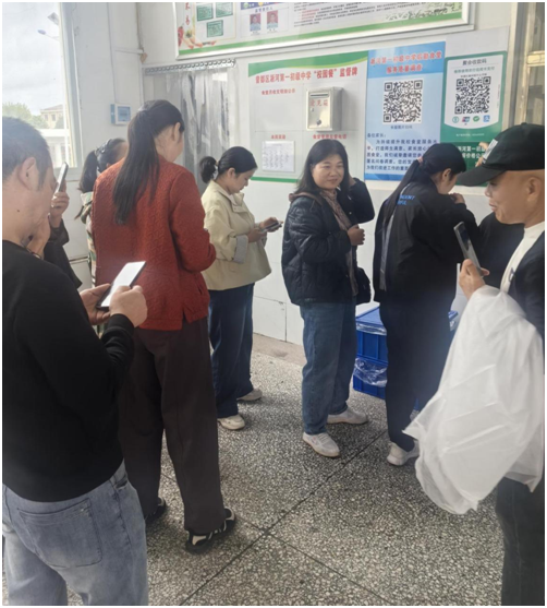 ���Ż�Ӫ�̻��������������ӵ�һ������ѧ�ٰ�ʳ�ÿ����ջ