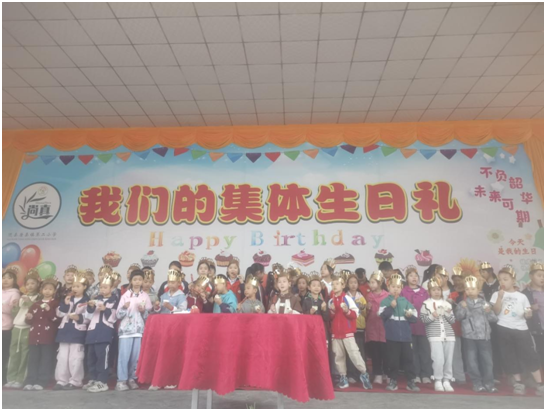 ������ڶ�Сѧ����УЯ�ֹ���  �������ɳ�