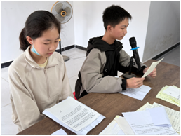 ����������ѧУ�����ഺ֮��������������  ����ƪ�¹���д