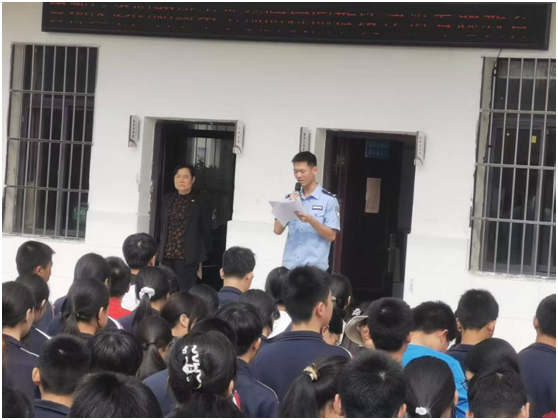 ���Ż�Ӫ�̻���������������ѧ��չ������������