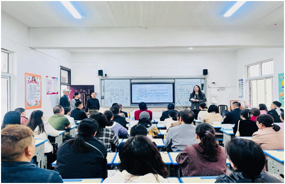 ����������ѧУ�ٿ���ѧ�ڼҳ���