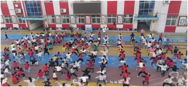 С��������Сѧ��չ������չ�ݻ