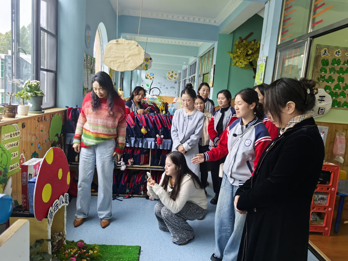 ���Ż�Ӫ�̻������������ڶ��׶�԰��չ���������Ħ�