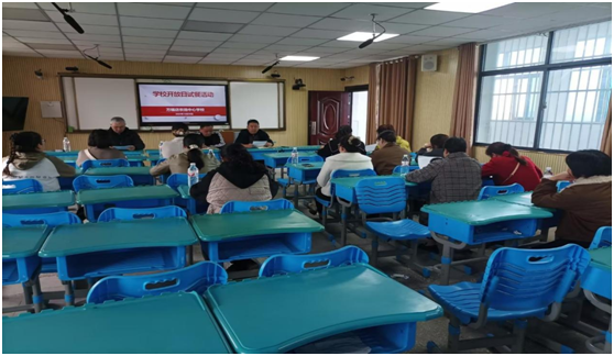 �򸣵�ũ������ѧУ��չ�ҳ������ջ