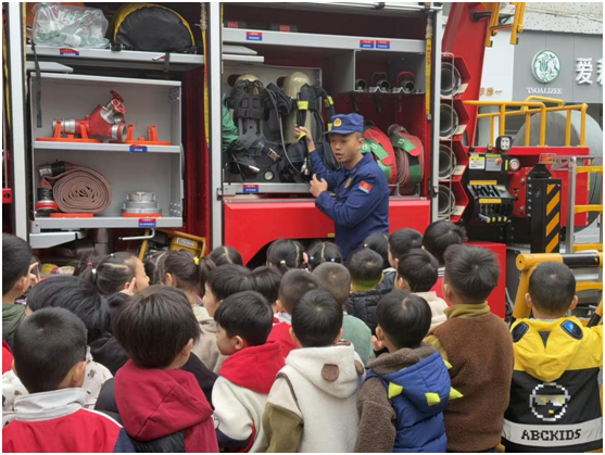 ���Ż�Ӫ�̻�������������һ�׶�԰�ҳ����̻