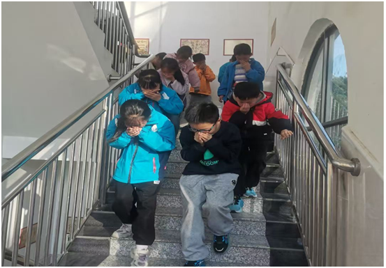 ������ڶ�Сѧ����������ɢ����