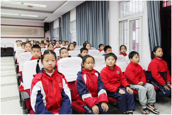 ŻӪ̻ʵСѧչνУ԰