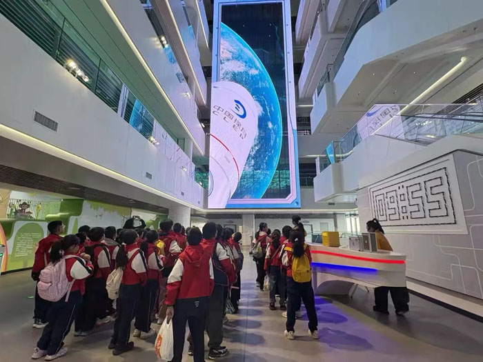 ŻӪ̻ķѧУ֯ȶԱƼݿչѧʵ