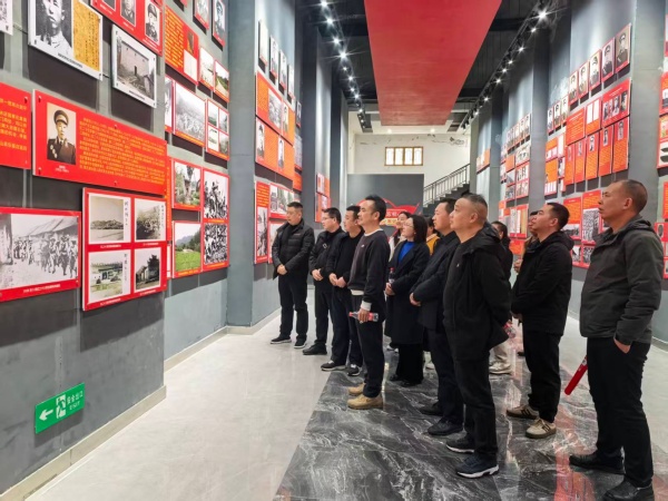 кɫ ۷ܽ ֵĵ֧կչɫ