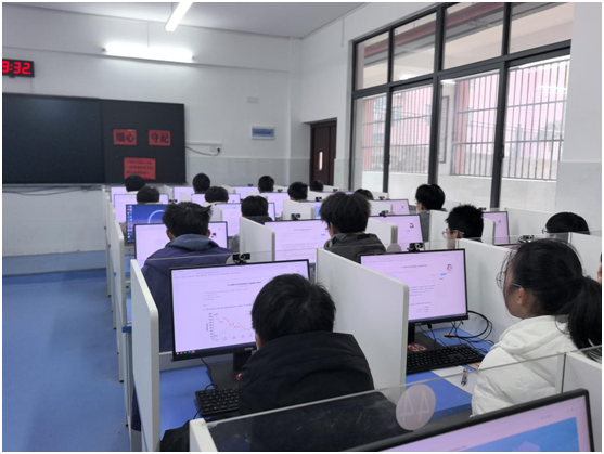 ϲ������������һ�߼���ѧ��ȫ���������ѧ̽����ģ��������������ն��Ѽ�