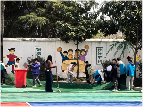 ������ڶ�Сѧ��չȫԱ��ɨ���