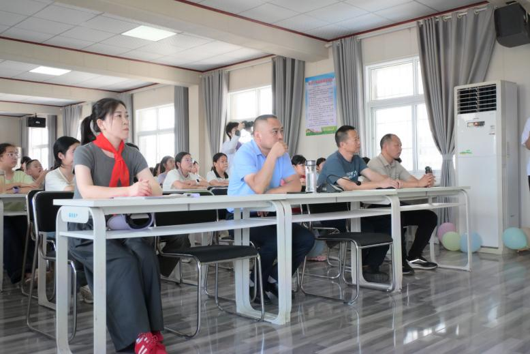 �Ǻ�־Ը����ӡ��߲ʼ��ڡ������йܰ࿪����ʽ��������ڶ�Сѧ����