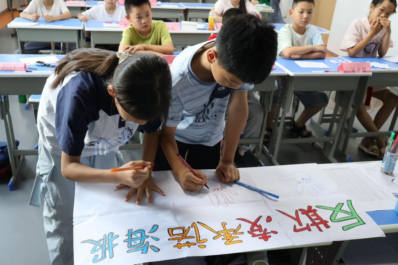 涢水社区：开设反欺凌专题课堂 同心守护少年健康成长
