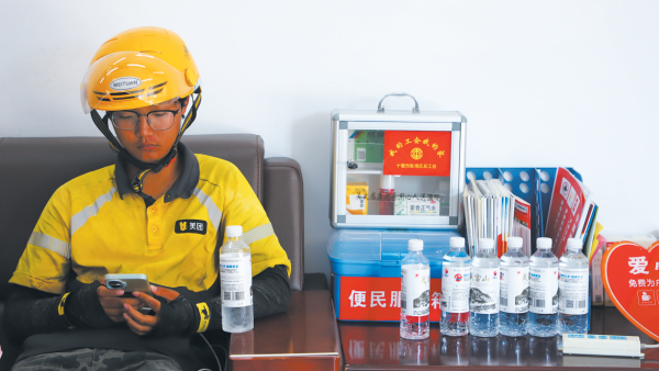 高温“烤”验下 十堰民生服务沁人心脾
