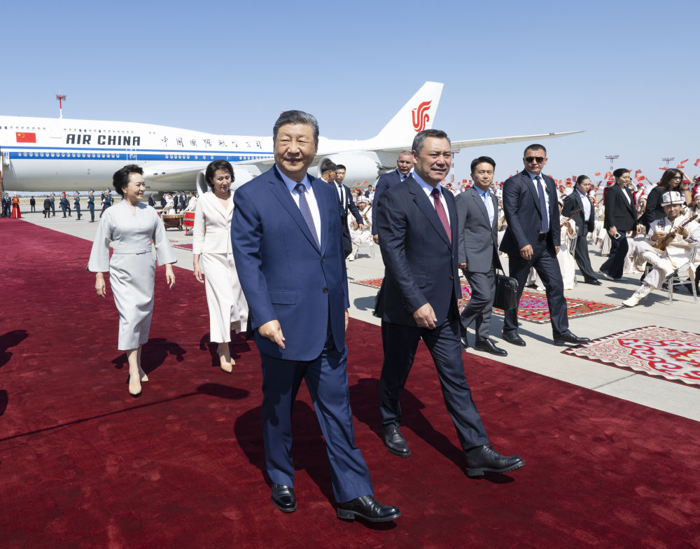 初心不改 虽远不怠——习近平主席出席二〇二六年上海合作组织峰会并对吉尔吉斯斯坦、埃及进行国事访问纪实